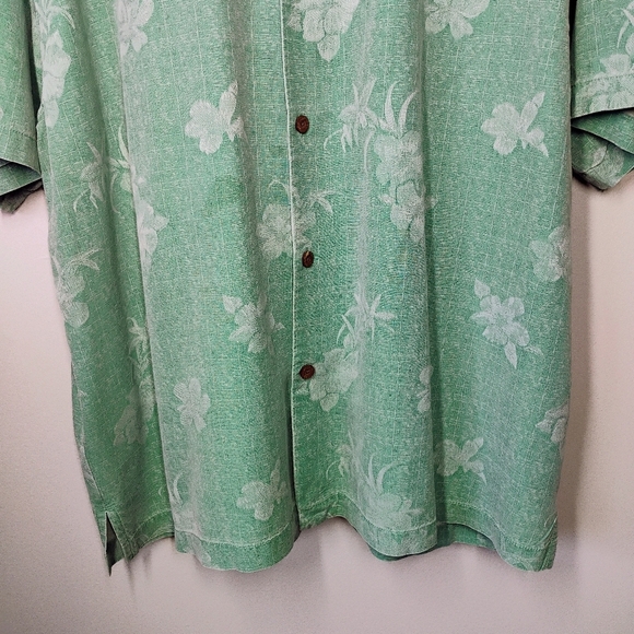 Tommy Bahama Silk Hawaiian Shirt Mens XXL Turquoise Tropical Florals Camp Beach - Picture 2 of 12